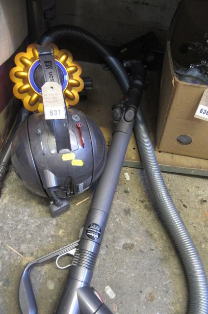 DYSON DC 38 VACUUM CLEANER Image