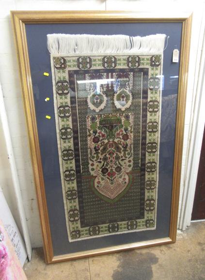 GILT FRAMED PRAYER MAT Image