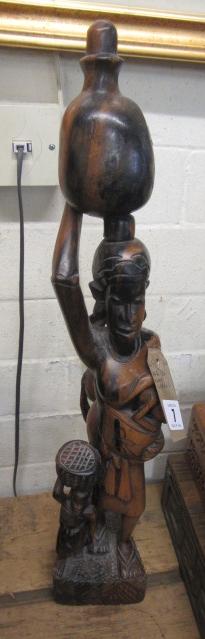 AFRICAN WOOD CARVING Image