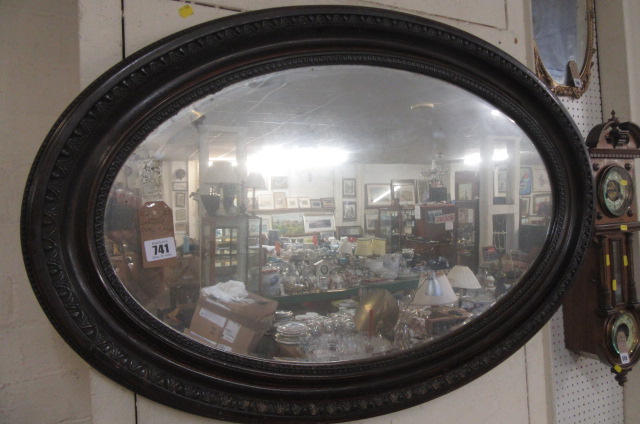 CARVED OVAL MIRROR Image