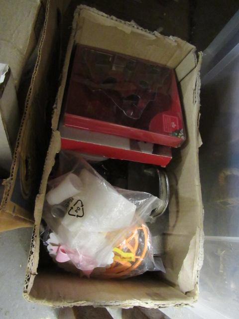 BOX OF COOKIE CUTTERS ETC Image