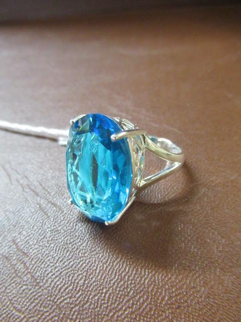 SILVER AND BLUE TOPAZ RING Image