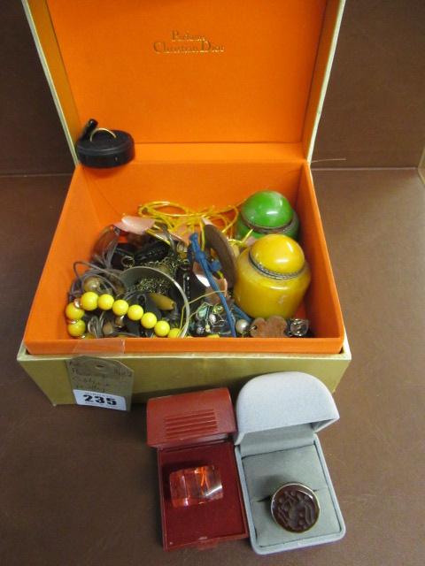 BOX OF COSTUME JEWELLERY Image