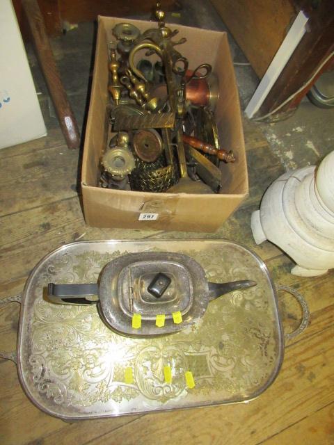 BOX OF METALWARE Image
