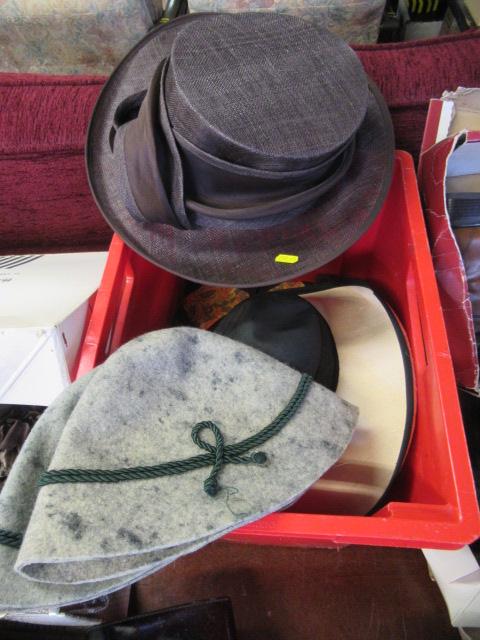 WHITELEY HAT AND OTHERS Image