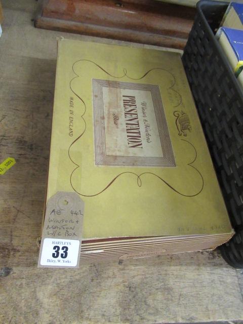 WINSOR AND NEWTON WATERCOLOUR BOX Image