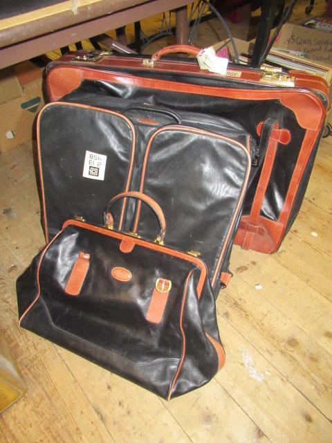 THREE 'BUGATTI' LEATHER CASES (NO KEYS) Image