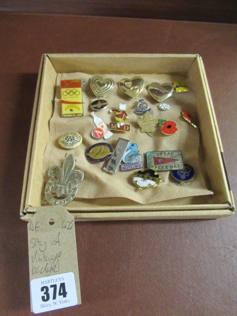QUANTITY OF VINTAGE BADGES Image