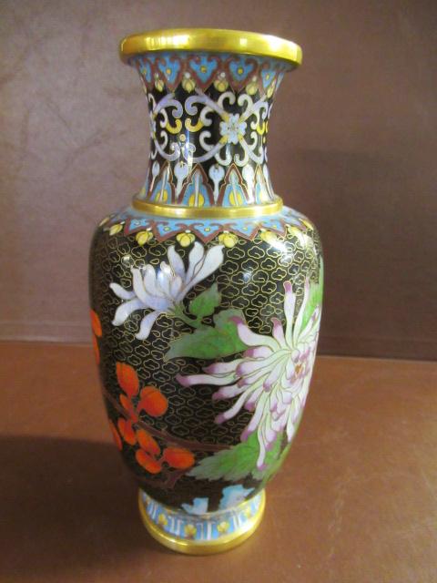 CLOISONNE VASE Image