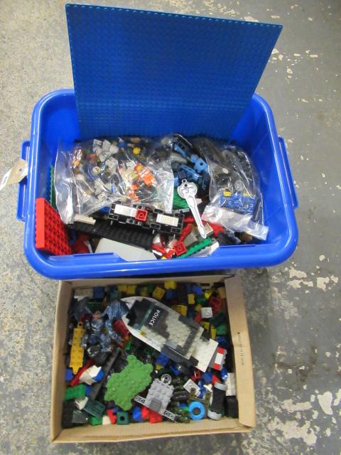BOX OF LEGO Image