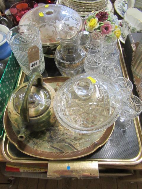 TRAY OF MISCELLANEOUS CHINA AND GLASS ETC Image