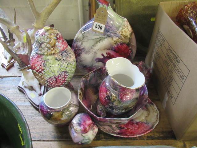 QUANTITY OF CERAMICS Image