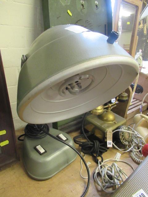 SPORTS HEAT LAMP Image