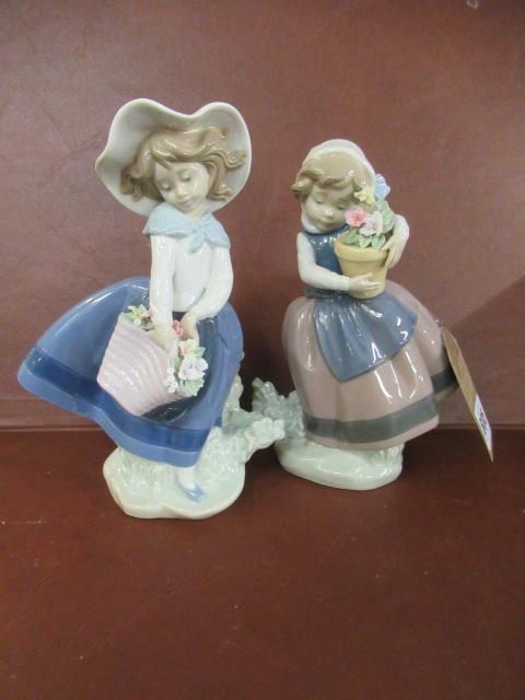 TWO LLADRO CHILDREN Image