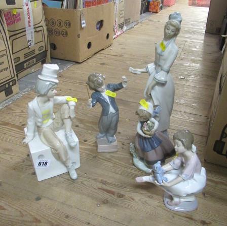 THREE LLADRO FIGURES AND TWO OTHERS Image