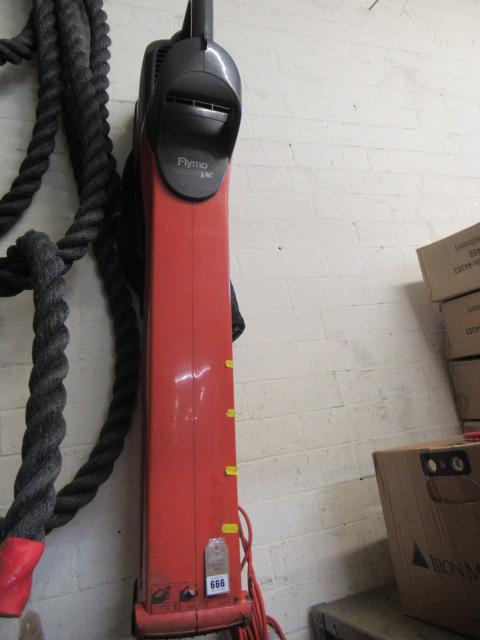 FLYMO GARDEN VAC Image