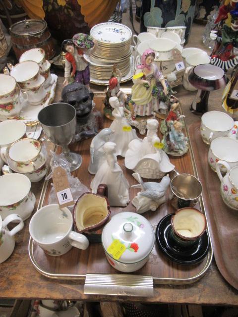 TRAY OF FIGURES AND A MONEY BOX Image
