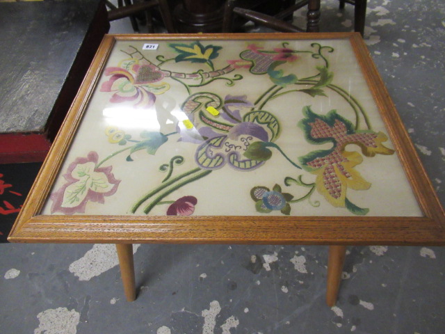 TAPESTRY TOP SIDE TABLE Image