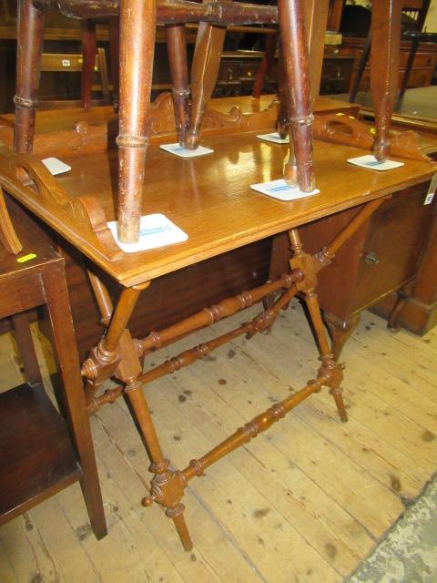 OAK BUTLERS TRAY AND STAND Image
