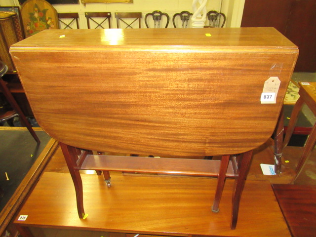 MAHOGANY SUTHERLAND TABLE Image