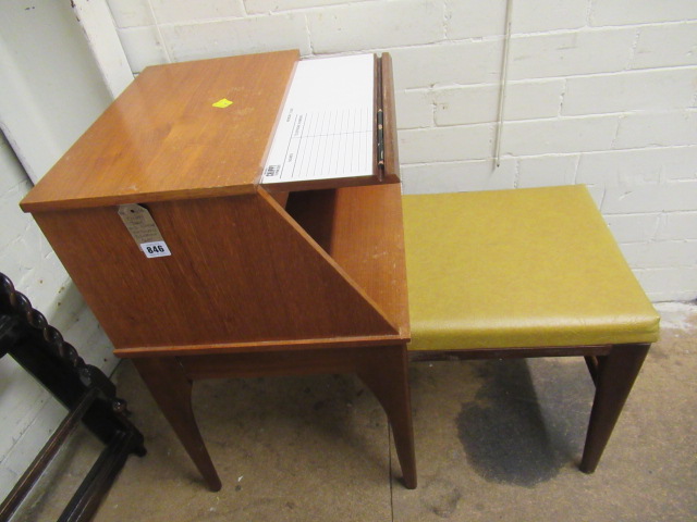 CHIPPY TEAK DANISH EXTENDING TELEPHONE SEAT Image