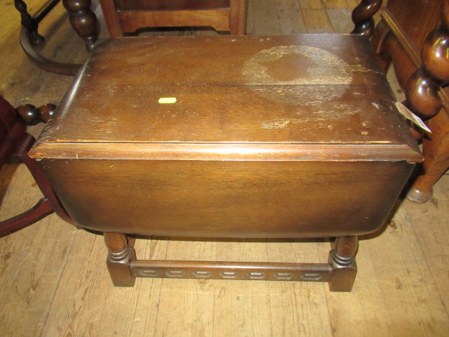 SMALL DROP LEAF TABLE Image
