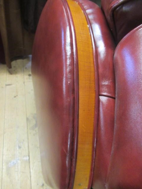 PAIR OF RED LEATHER ART DECO STYLE CLOUD CHAIRS Image