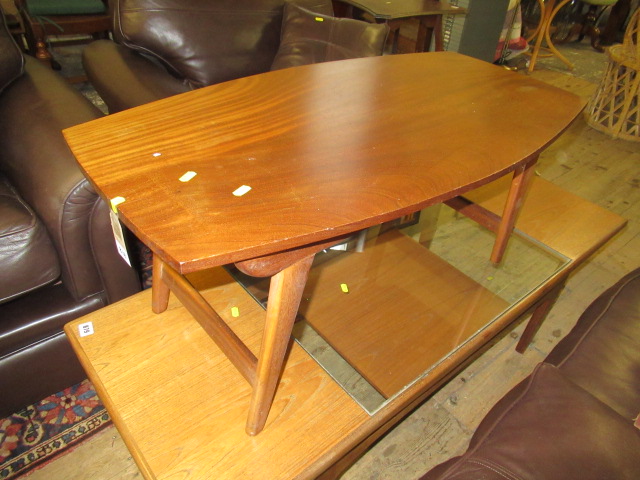 VINTAGE COFFEE TABLE Image