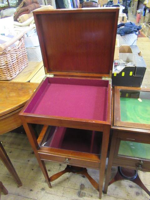 MAHOGANY BIJOUTERIE CABINET Image