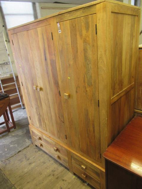 OAK FURNITURE LAND WARDROBE Image