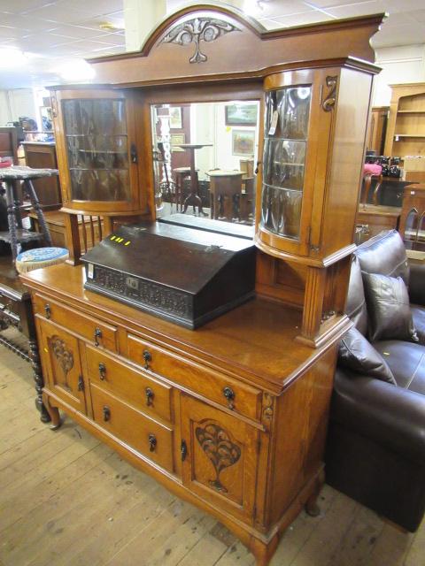 OAK ART NOUVEAU MIRROR BACK DRESSER Image