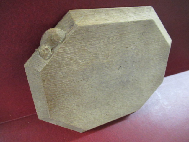 Mouseman board | Hartleys Auctioneers & Valuers