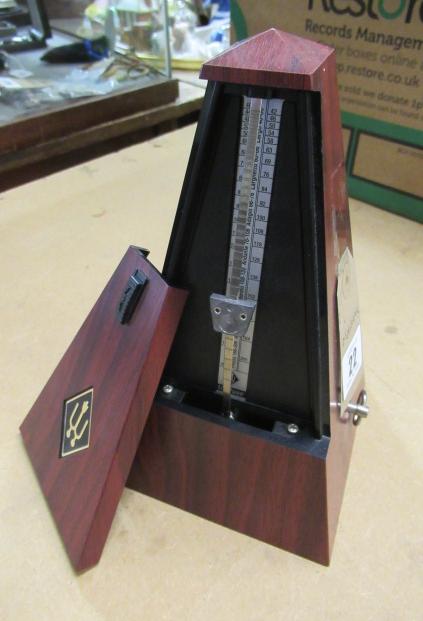 METRONOME  Image