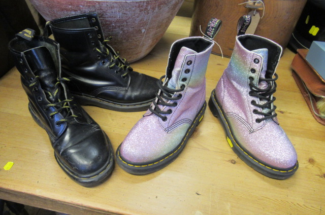 PAIR OF GIRLS SIZE 3 PINK SPARKLE DMS AND A PAIR OF CLASSIC BLACK DMS Image