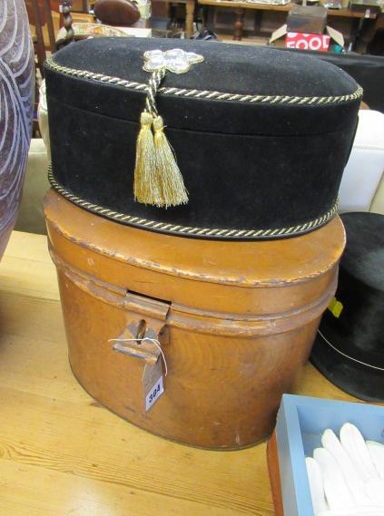 TIN AND VELVET HAT BOXES (2) Image