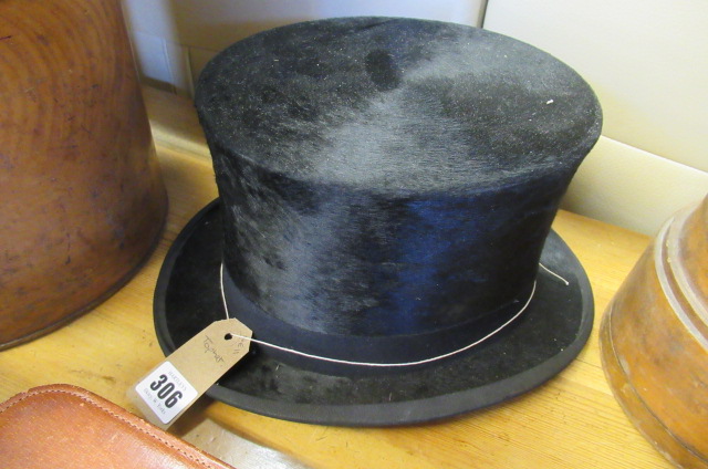 TOP HAT Image