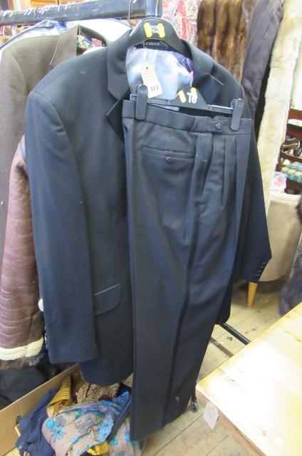 GENTS M AND S EVENING SUIT Image