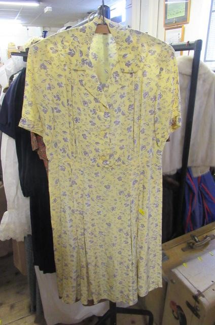 TWO VINTAGE TEA DRESSES AND A PAIR OF GLOVES Image