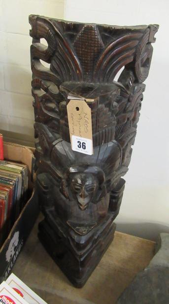 AFRICAN CARVING Image