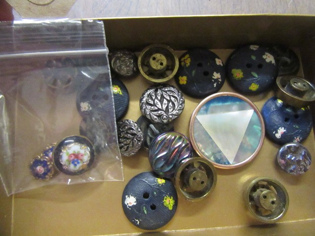 VINTAGE JB AND CO VIENNA PETIT PONT EVENING BAG AND COLLECTION OF BUTTONS Image