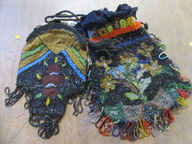 ART DECO BEADED EVENING BAG AND SIMILAR DRAWSTRING BAG Image