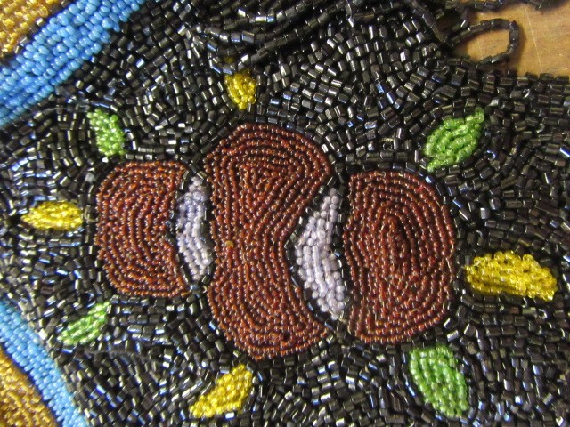 ART DECO BEADED EVENING BAG AND SIMILAR DRAWSTRING BAG Image