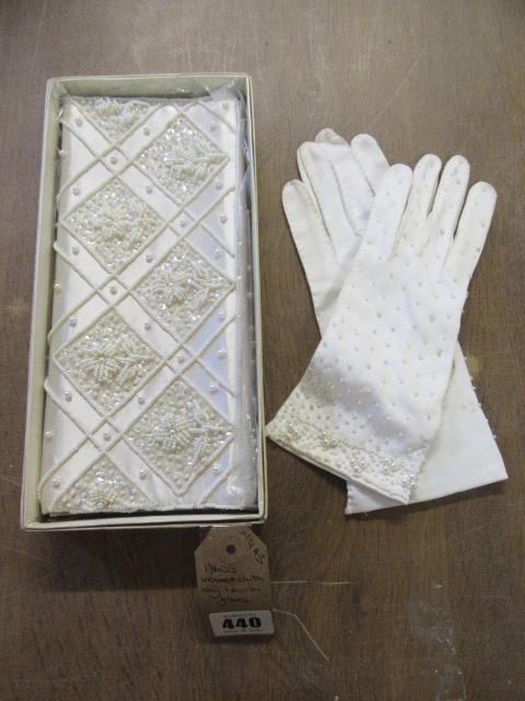 1960S BEADED CLUTCH BAG AND GLOVES Image