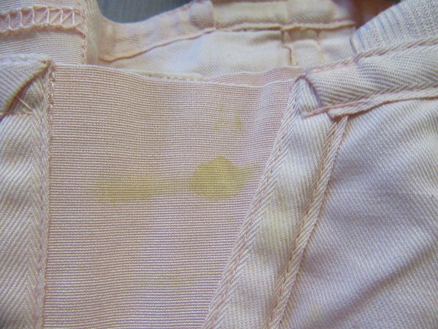 BNIB PAIR OF ELEGANCE ENGLISH ROSE NYLONS AND GOSSARD CORSET (2) Image