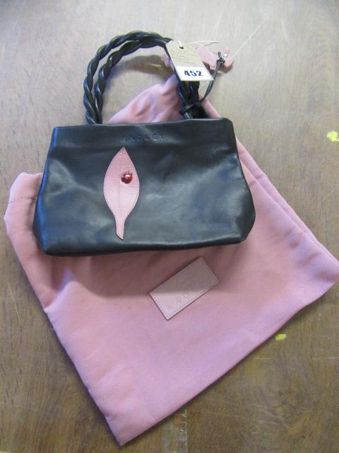 SMALL BLACK RADLEY LEATHER HANDBAG Image