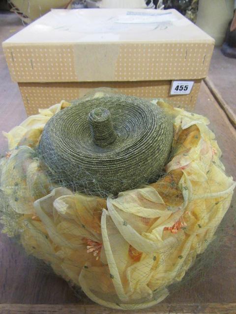 VINTAGE MITZI LORENZ SPRING HAT IN BAINBRIDGES BOX Image