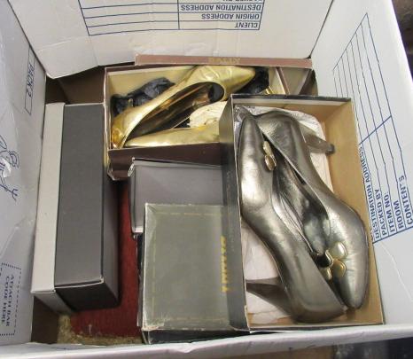 SIX PAIRS OF LADY'S SHOES AND TWO CUSHIONS Image