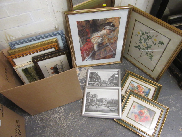 BOX OF PICTURES Image