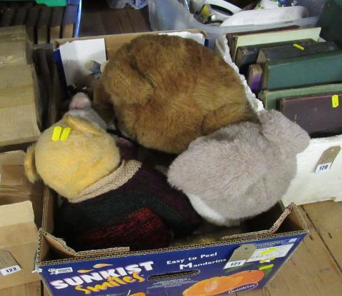 BOX OF TEDDIES AND OTHER SOFT TOYS Image