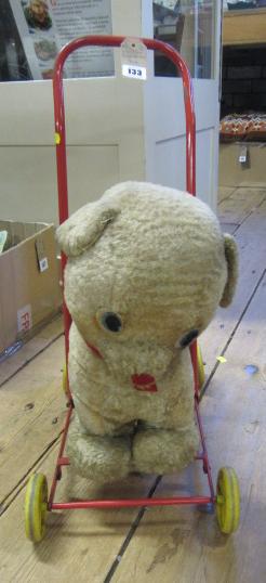 VINTAGE PUSH ALONG DOG Image